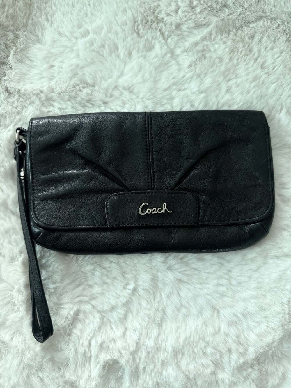 Coach Ashley Black Leather Pleated Organizer Large Wristlet Clutch